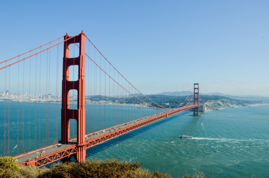 San Francisco Airport hotels with free shuttle and parking