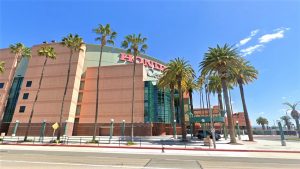 Honda Center Parking Tips & Rates [2022 Parking Guide]