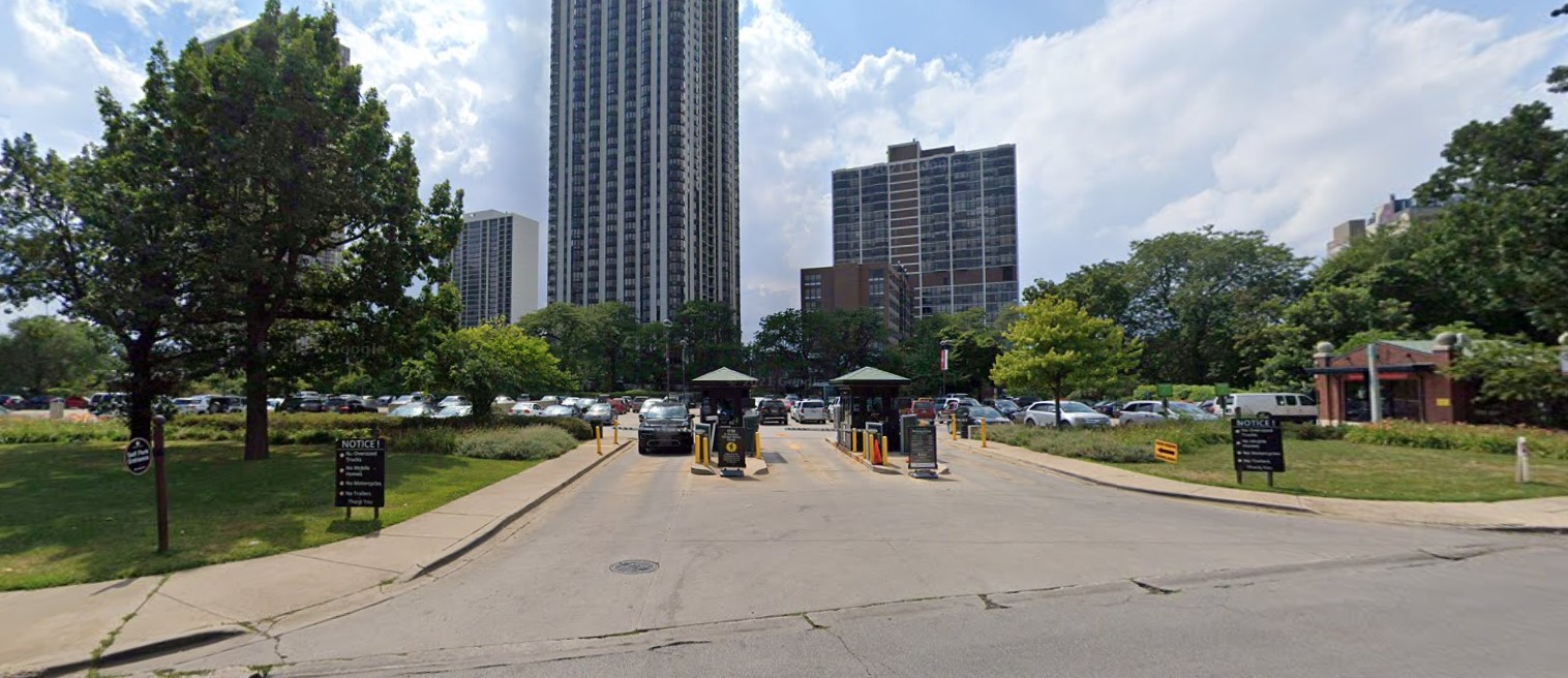 Chicago History Museum Parking Lot