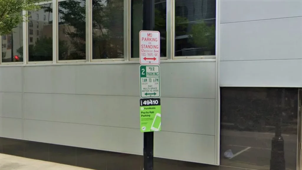 Newark Street Parking Sign