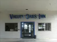 Valley Oaks Inn